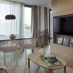 Me By Melia Barcelona ホテル 5*
