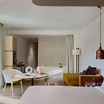 Hotel Me By Melia Barcelona