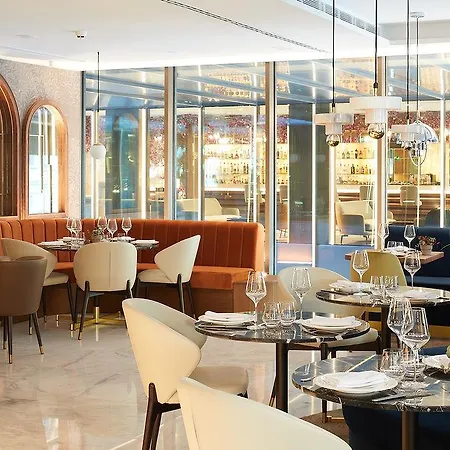 Hotel Me By Meliá 5*