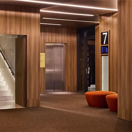 Me فندق برشلونة