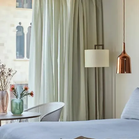Hotel Me By Meliá