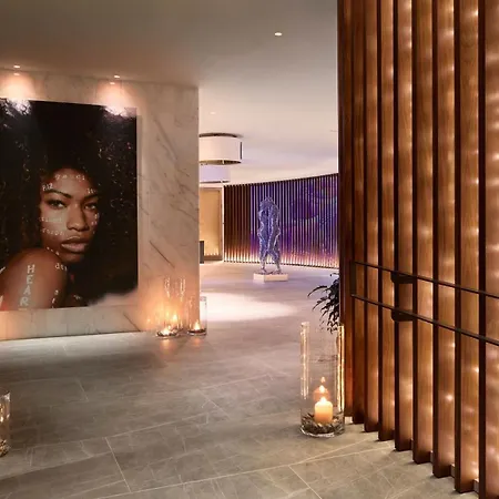 Hotel Me By Meliá