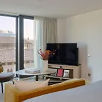 Отель Me By Melia Barcelona Барселона