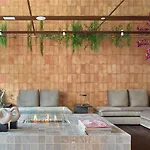Отель Me By Melia Barcelona Барселона