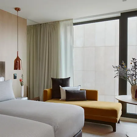 Me 5* Barcellona